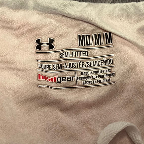 Under Armour Women’s Shorts Pink Size M - Picture 2 of 3